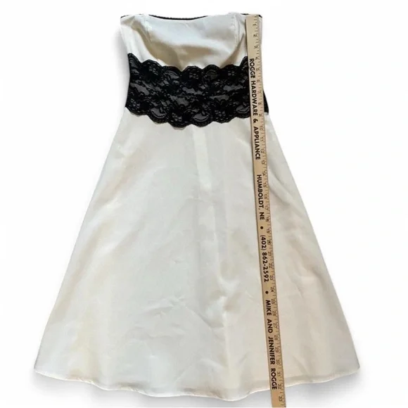 Vintage y2k Charlotte Russe Mini Dress SMALL Strapless Rayon Lace Trim Cocktail - Picture 4 of 7